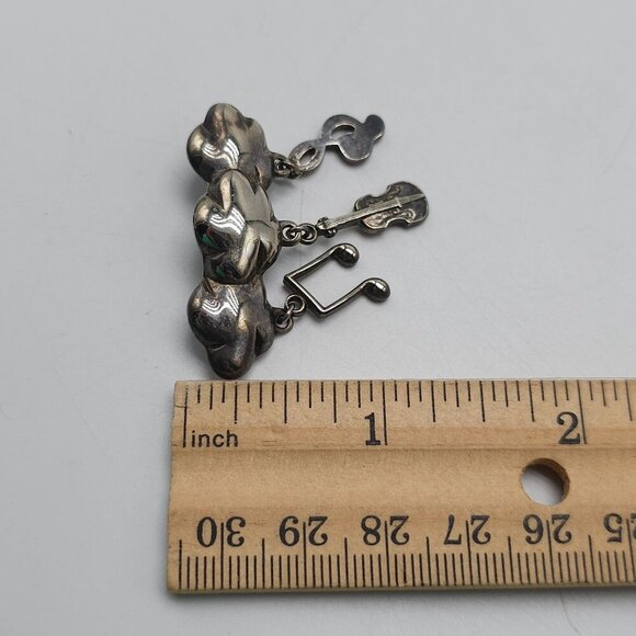 Vintage Silver Tone Musical Cloud Pin With Treble Clef Note & Violin Charms - Picture 4 of 4
